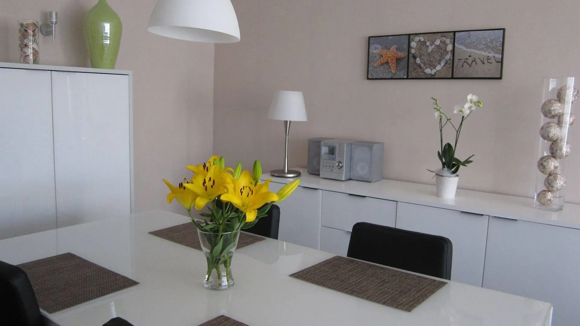 Apartments Iris Ostende